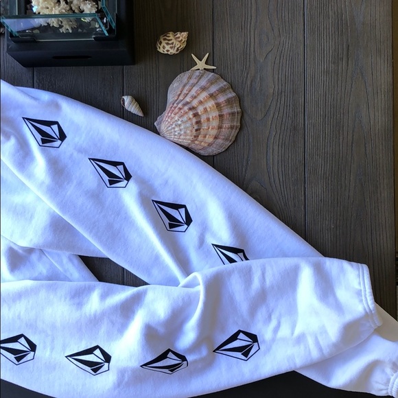 🔥VOLCOM🔥 - Picture 4 of 8